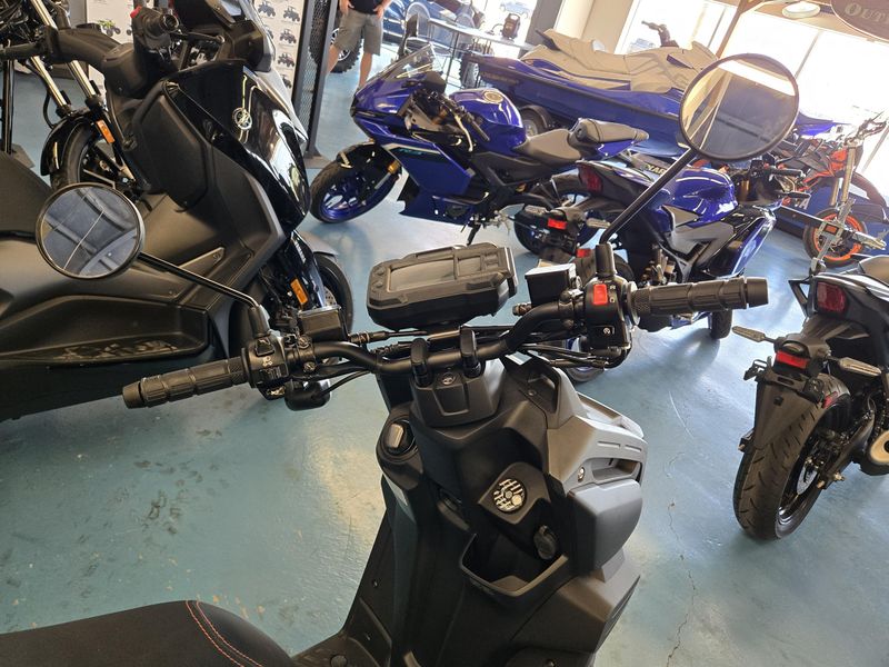 2025 Yamaha ZUMA 125 MATTE BLACK Image 13
