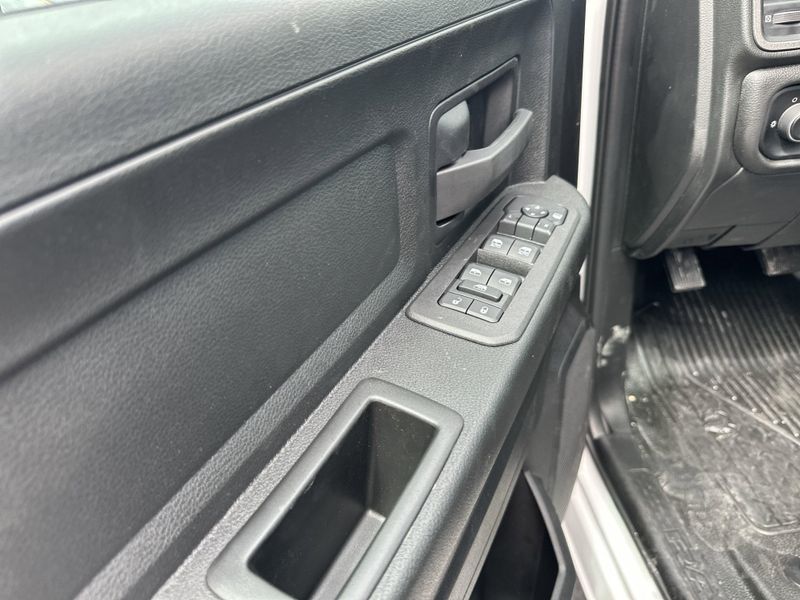 Used 2025 RAM 3500 Chassis Cab TradesmanImage 13
