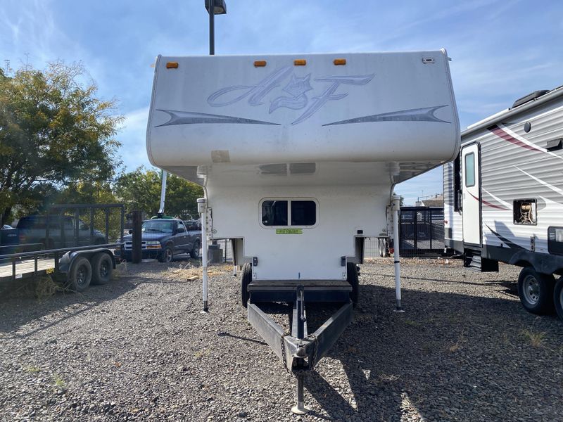 Used 2012 ARCTIC FOX 990 Image 7