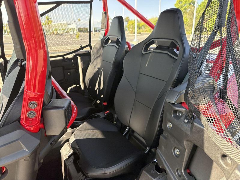 New 2026 Honda TALON1000R4 FOX LIVEVALVE Image 26