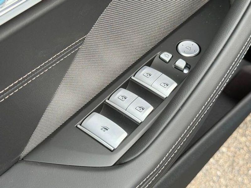 New 2026 BMW 8 Series M850i xDriveImage 16