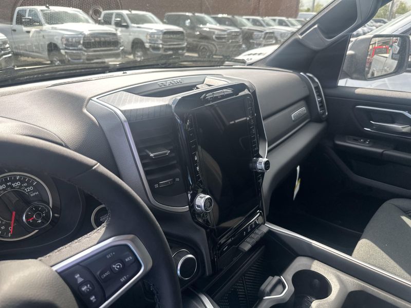 2025 RAM 1500 Big Horn Crew Cab 4x4 5