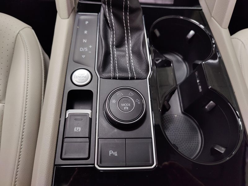 Used 2023 Volkswagen Atlas V6 AWD SEL w/Sunroof/NavImage 25