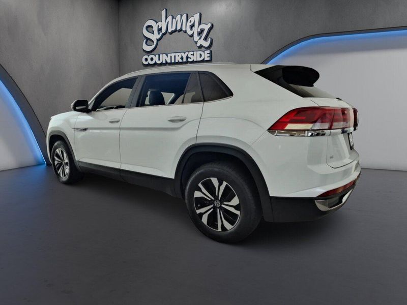 Used 2026 Volkswagen Atlas Cross Sport SE 4-Motion AWDImage 3