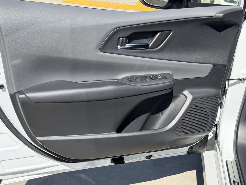 Used 2023 Toyota Prius XLEImage 18