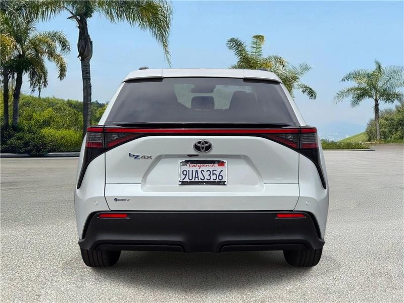Used 2025 Toyota bZ4X XLE FWD (Natl)