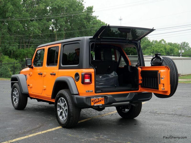 New 2025 Jeep Wrangler 4-door Sport SImage 13