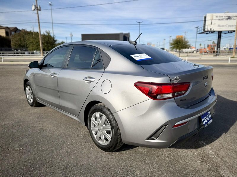 2023 Kia Rio S photo 3