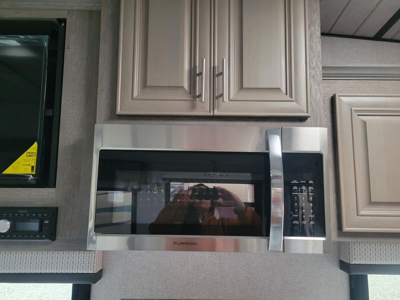 New 2026 NORTHWOOD MFG ARCTIC FOX NXT 295RK Image 11