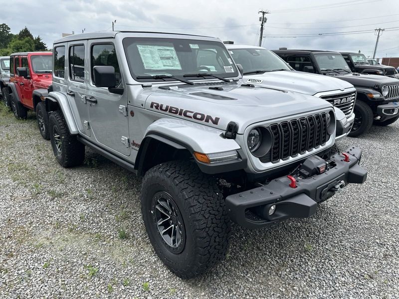 2024 Jeep Wrangler 4-door Rubicon XImage 3