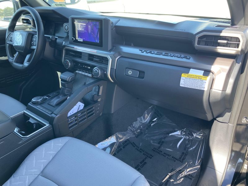 New 2025 Toyota Tacoma SR5Image 9