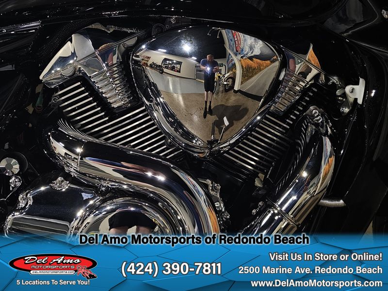 New 2025 Suzuki BOULEVARD M109R Image 10