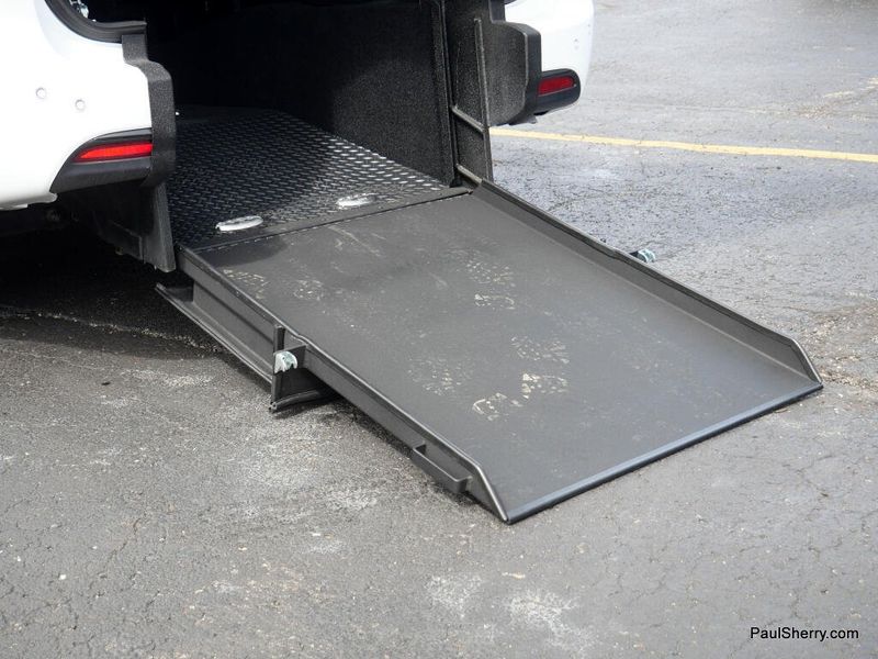 New 2026 Chrysler Voyager Lx