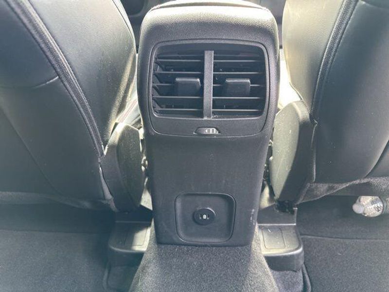 2024 Ford Escape ST-LineImage 11