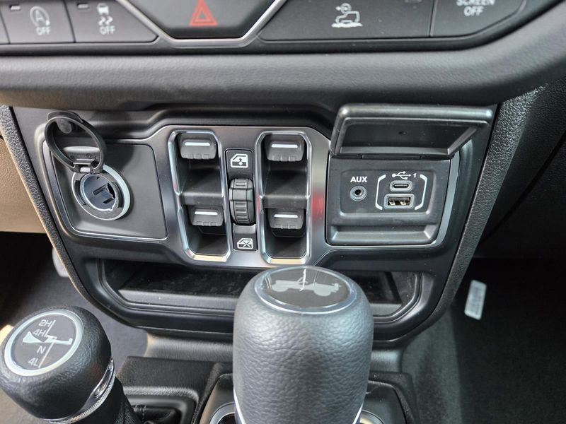New 2026 Jeep Wrangler 4-door Sahara