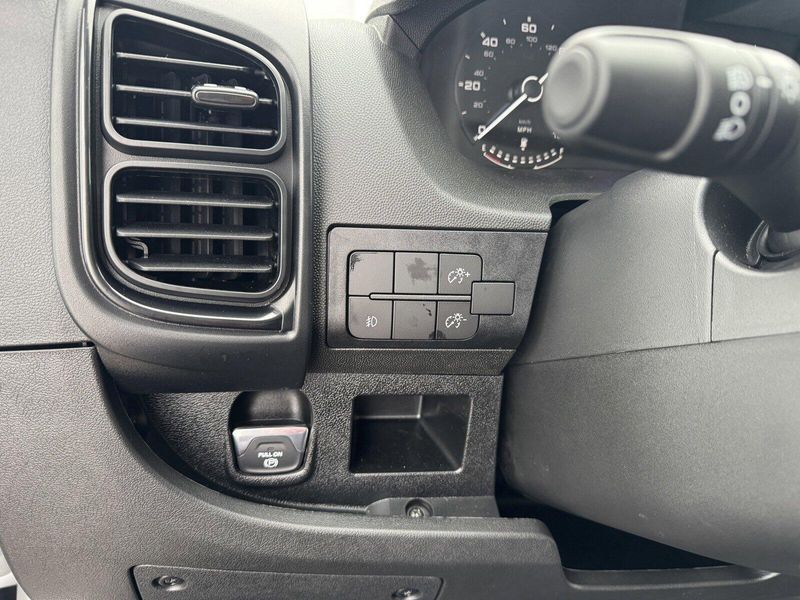 2025 RAM ProMaster Cargo Van TradesmanImage 20
