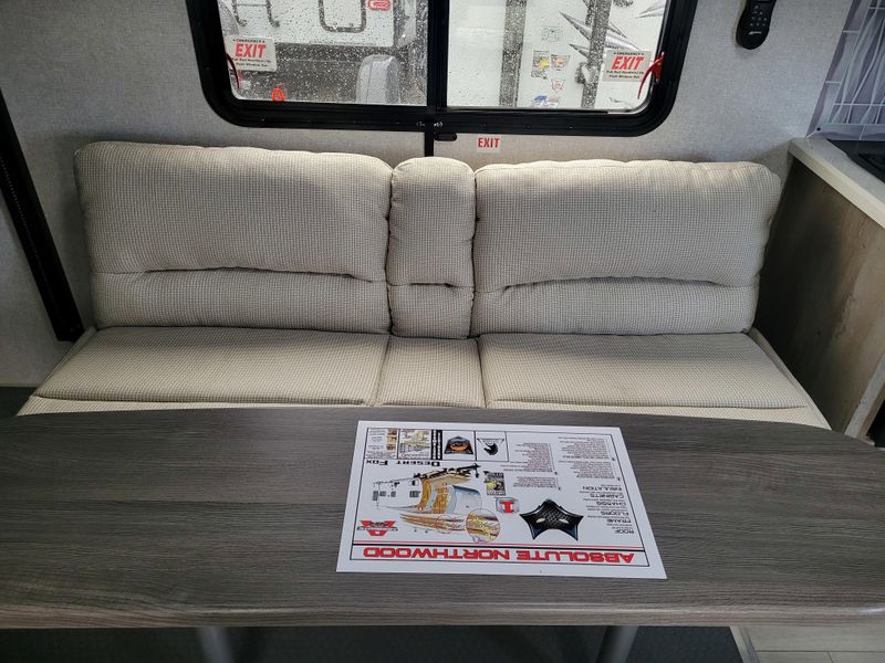 New 2026 NORTHWOOD MFG DESERT FOX 27FS Image 11