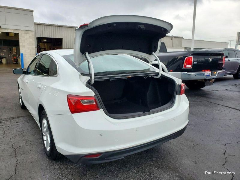 Used 2024 Chevrolet Malibu LSImage 9