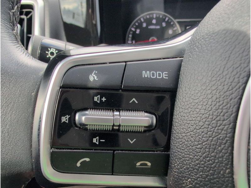 Used 2023 Kia Sorento SImage 25