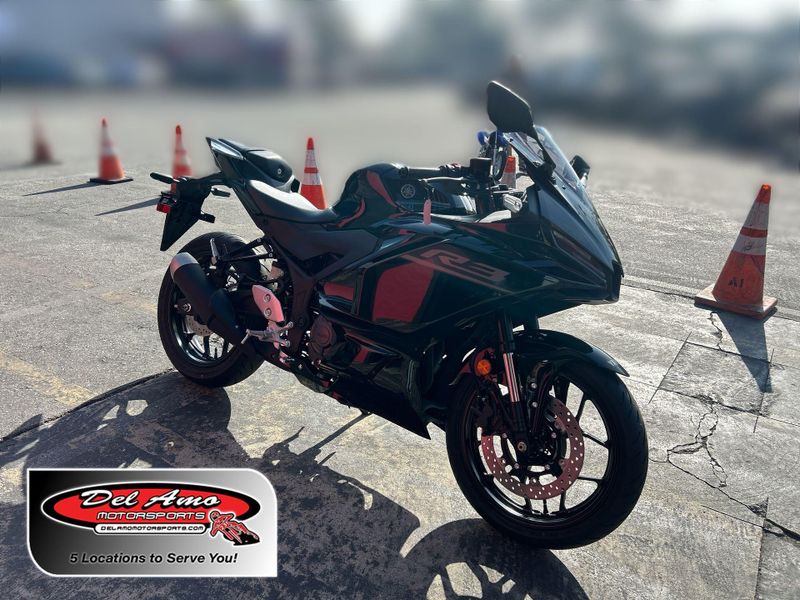 New 2026 Yamaha YZF-R3 ABS 