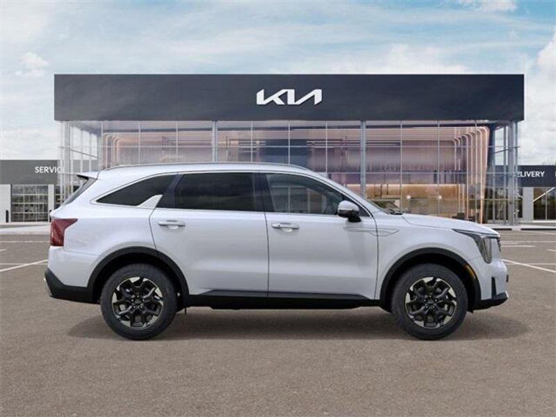New 2025 Kia Sorento SImage 7