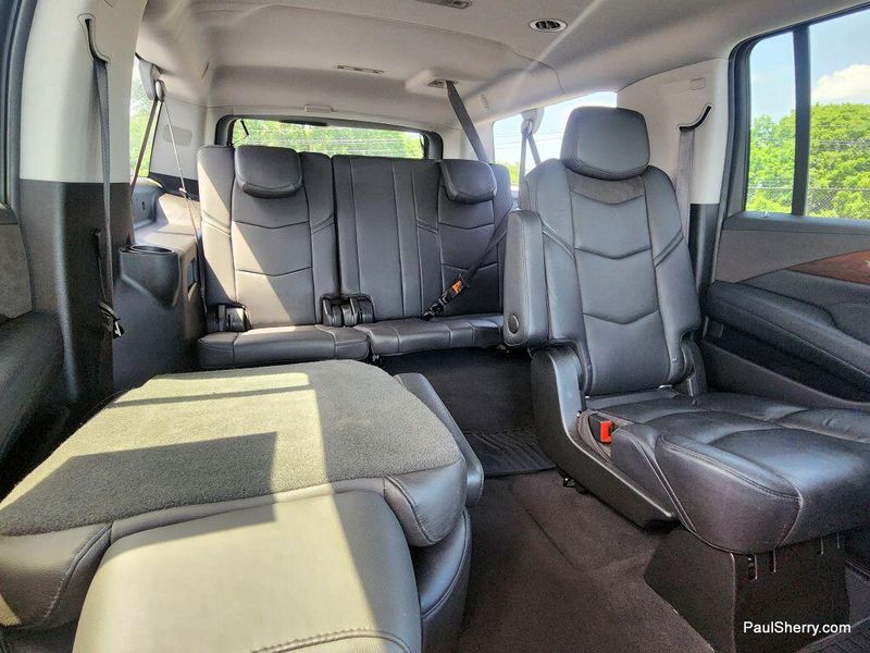 Used 2019 Cadillac Escalade ESV 