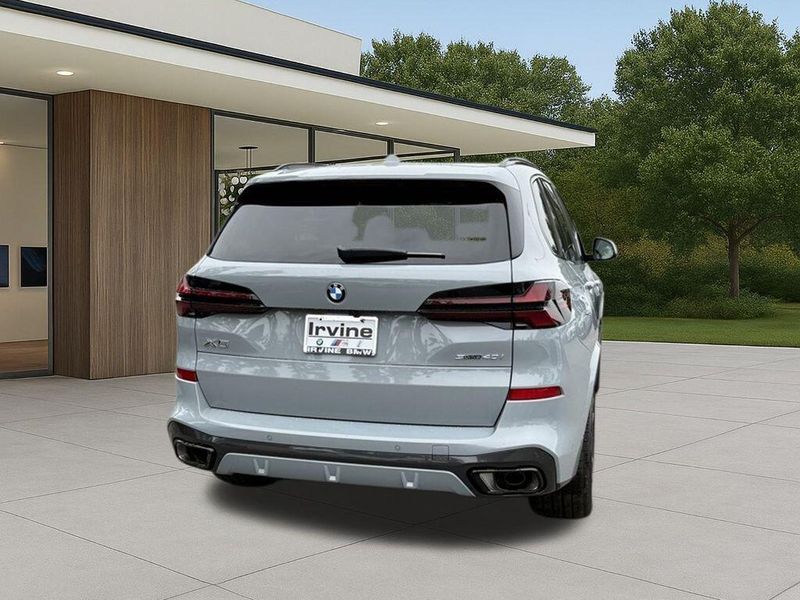 New 2026 BMW X5 sDrive40iImage 9