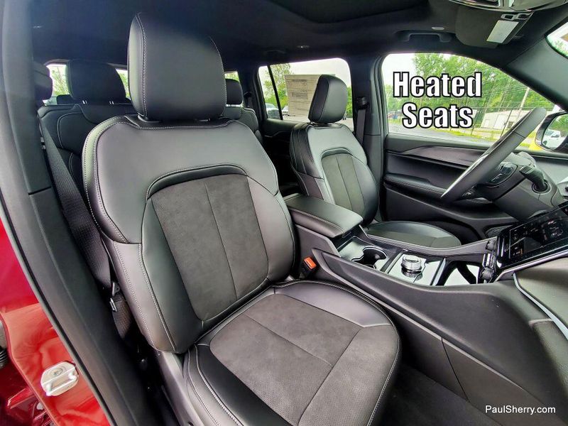 2025 Jeep Grand Cherokee L Altitude X 4x4Image 28