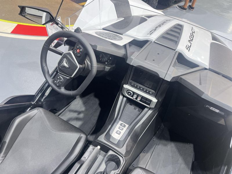 New 2026 Polaris SLINGSHOT SL AUTODRIVE Image 15