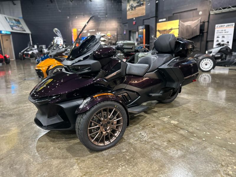 New 2025 Can-Am SPYDER RT SEA-TO-SKY (SE6) Image 22