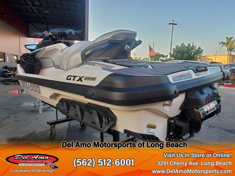 2024 Sea-Doo GTX LIMITED 300 (SOUND SYSTEM) Image 8