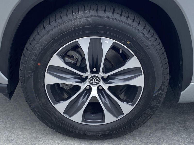 2022 Toyota Highlander XLEImage 10
