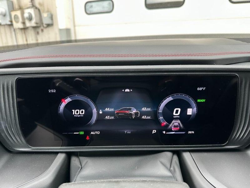 2025 Dodge Charger 2-door Daytona R/T AwdImage 16