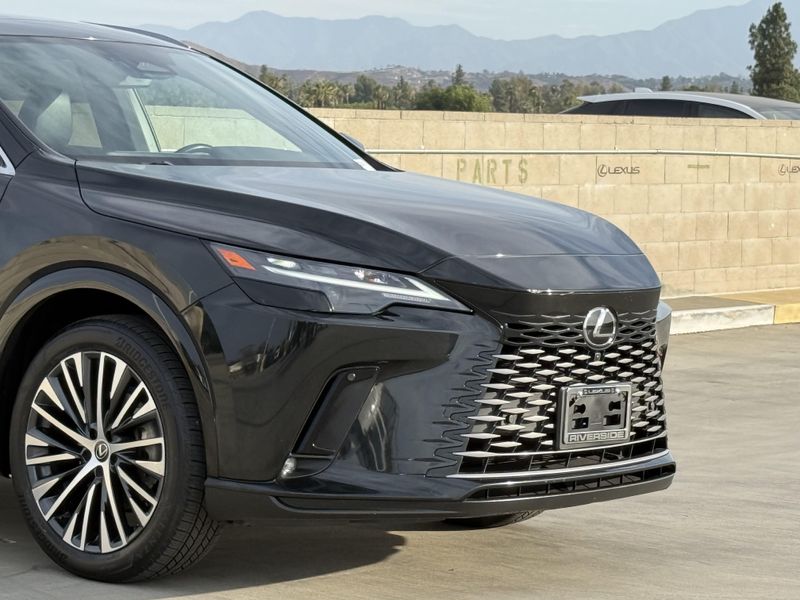 Used 2024 Lexus RX 350 PremiumImage 3