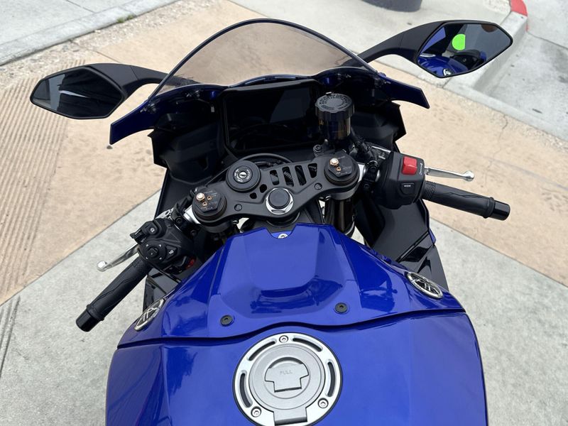 New 2025 Yamaha YZF-R9 Image 14