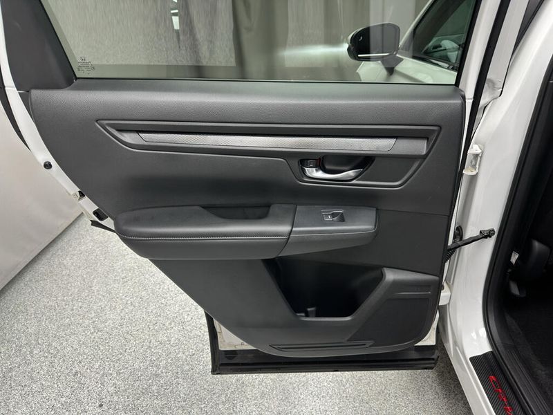 Used 2025 Honda Cr-V EXImage 18