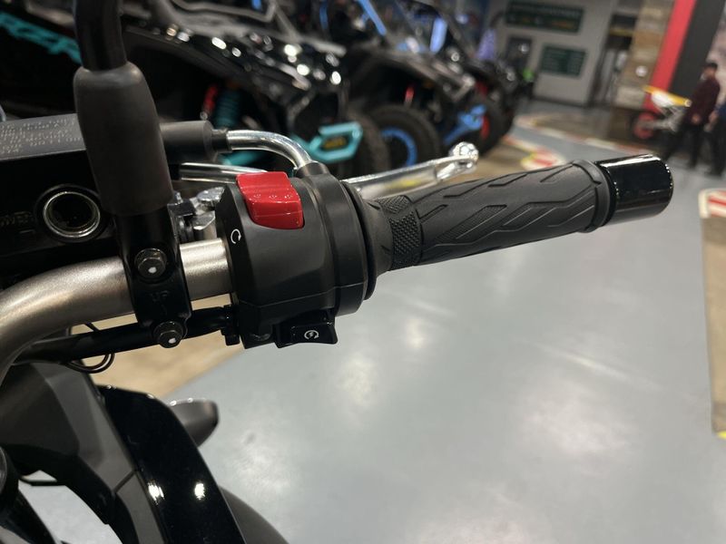 New 2025 Suzuki V-STROM 650 Image 19