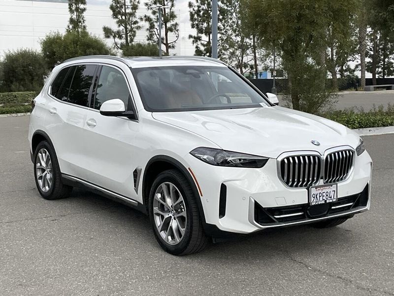 2024 BMW X5 sDrive40iImage 2