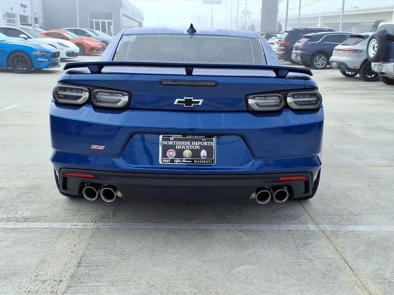 Used 2019 Chevrolet Camaro SSImage 17