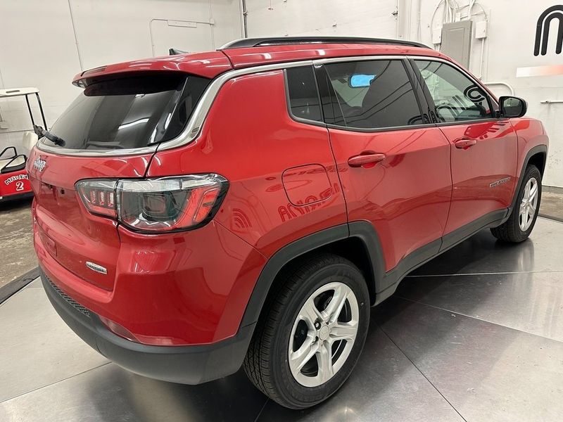 2023 Jeep Compass Latitude 4x4Image 10