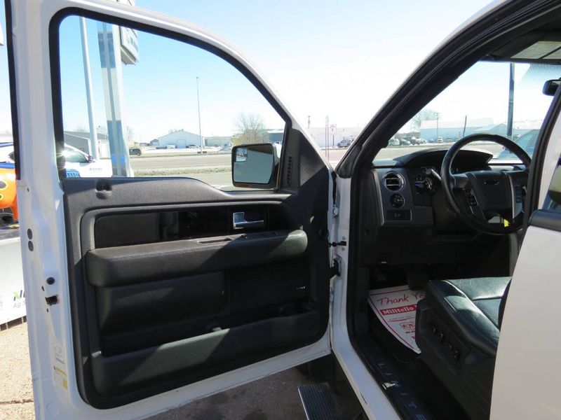 2014 Ford F-150 Limited 4x4 4dr SuperCrew Styleside 5.5 ft. SBImage 19