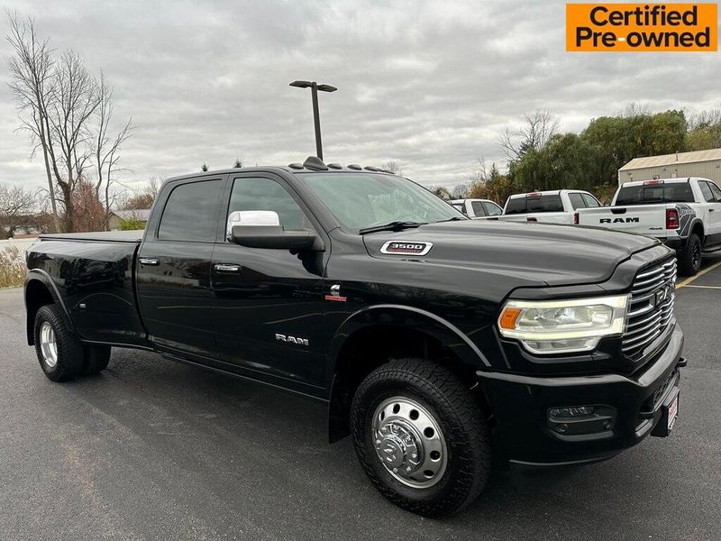 2019 RAM 3500 LaramieImage 1