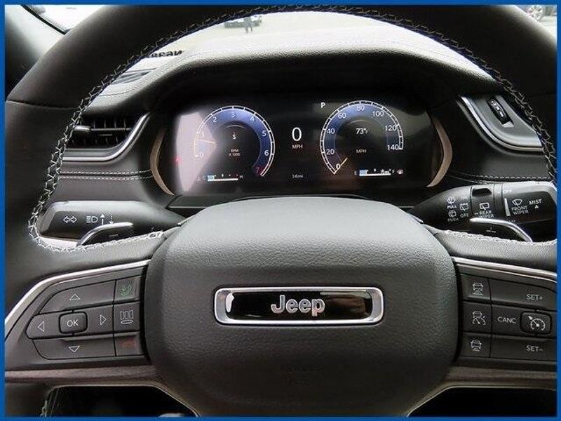 2025 Jeep Grand Cherokee LimitedImage 16