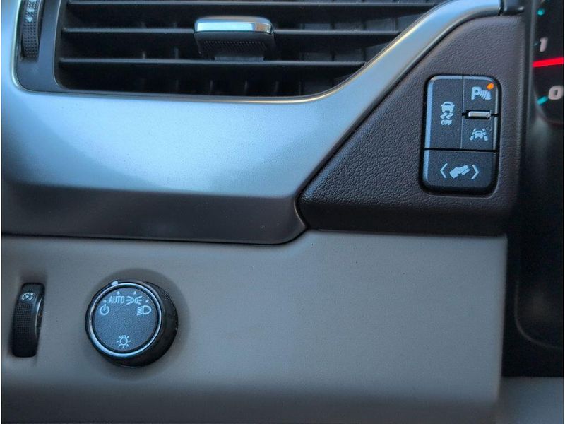 Used 2017 Chevrolet Tahoe LTImage 26