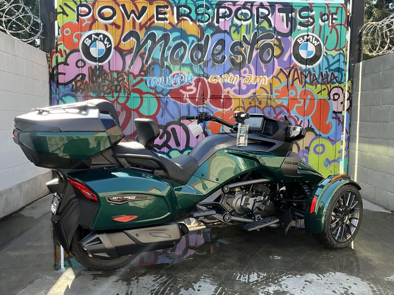 2025 Can-Am SPYDER F3 LIMITED Image 8