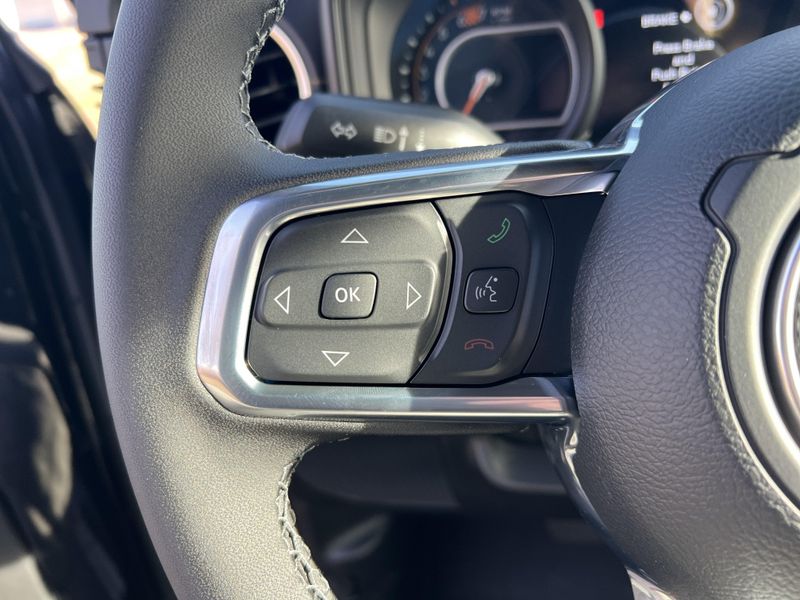 New 2026 Jeep Wrangler 4-door SaharaImage 14