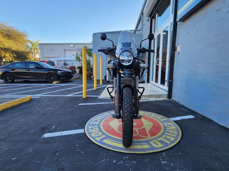 New 2025 Royal Enfield HIMALAYAN 450 Image 2