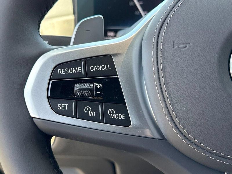 New 2027 BMW X7 xDrive40iImage 22