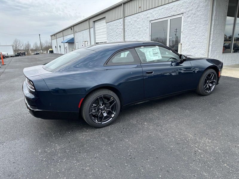 2024 Dodge Charger Daytona R/T AwdImage 6