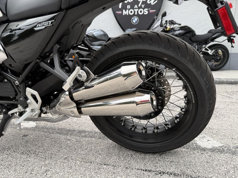 2025 BMW R 12 nineT